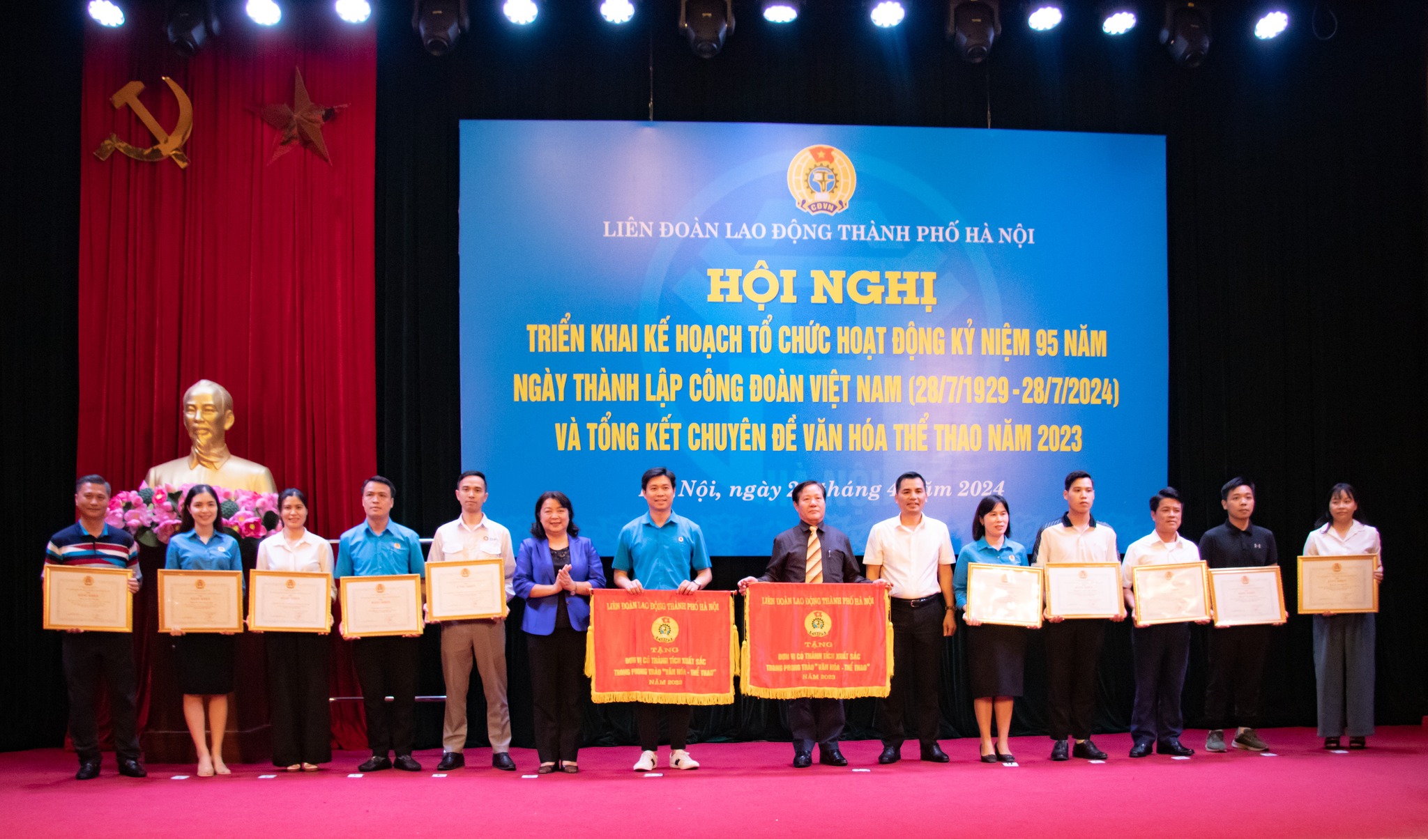 439124248_927345379400970_1779515353152331639_n