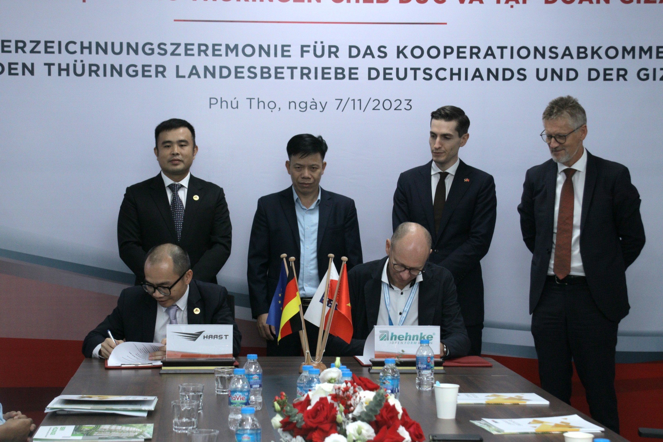 z4857814854275_86bbccf250312b57e3b31fe4f690d649